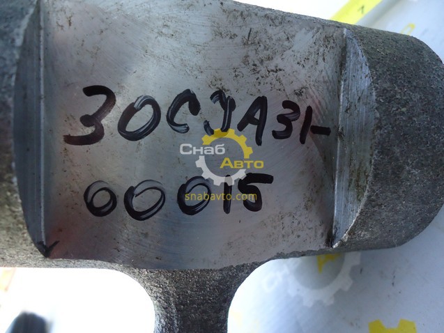 Кулак поворотный правый 30CJA31-00015