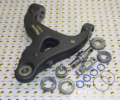 Рычаг подвески правый нижний (в комплекте)